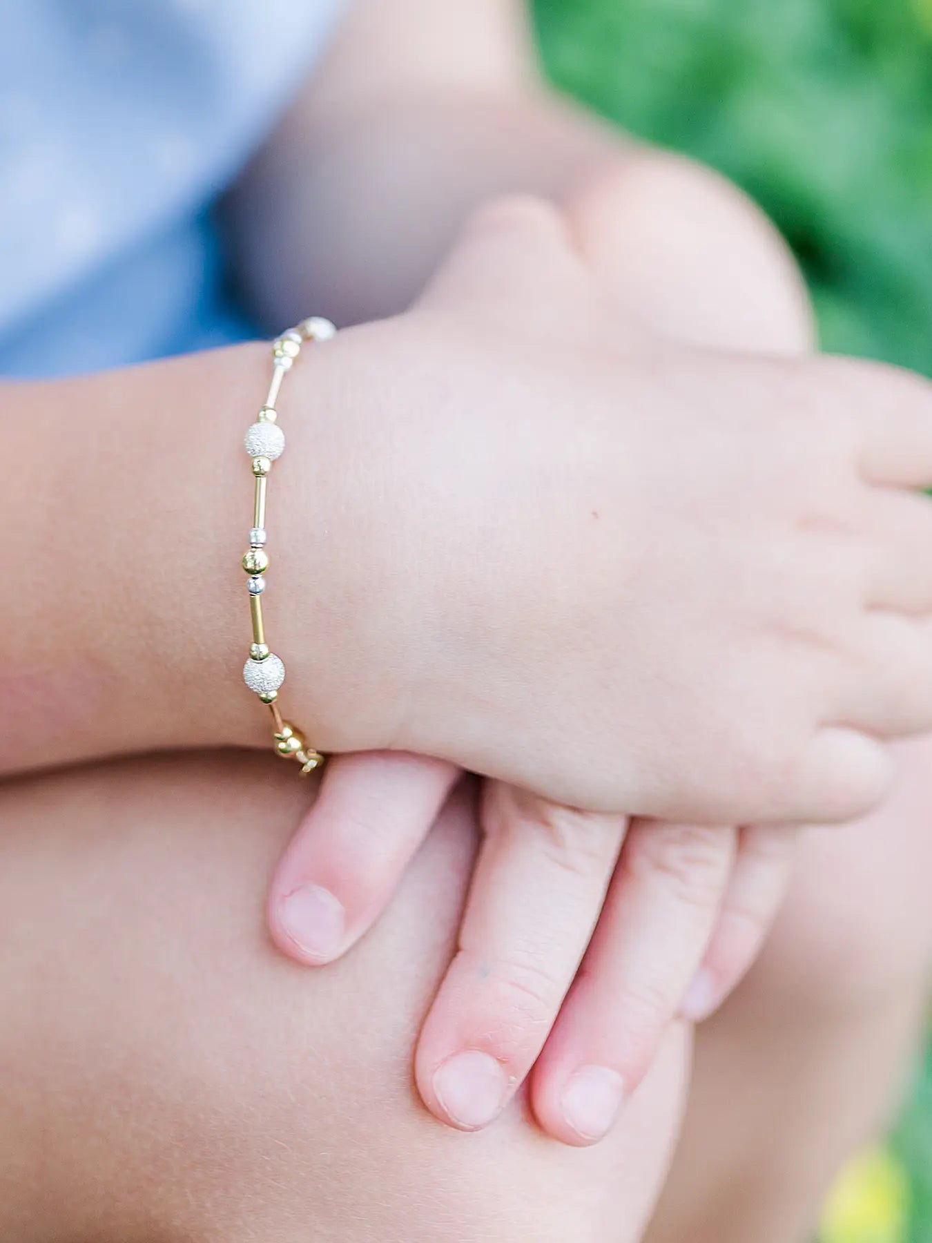 Bracelet w/Stardust Beads- Averleigh