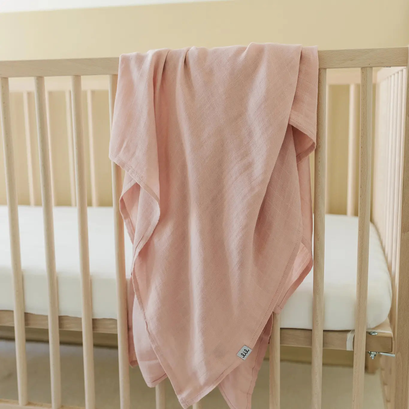 Muslin Single Swaddle- Dusty Pink