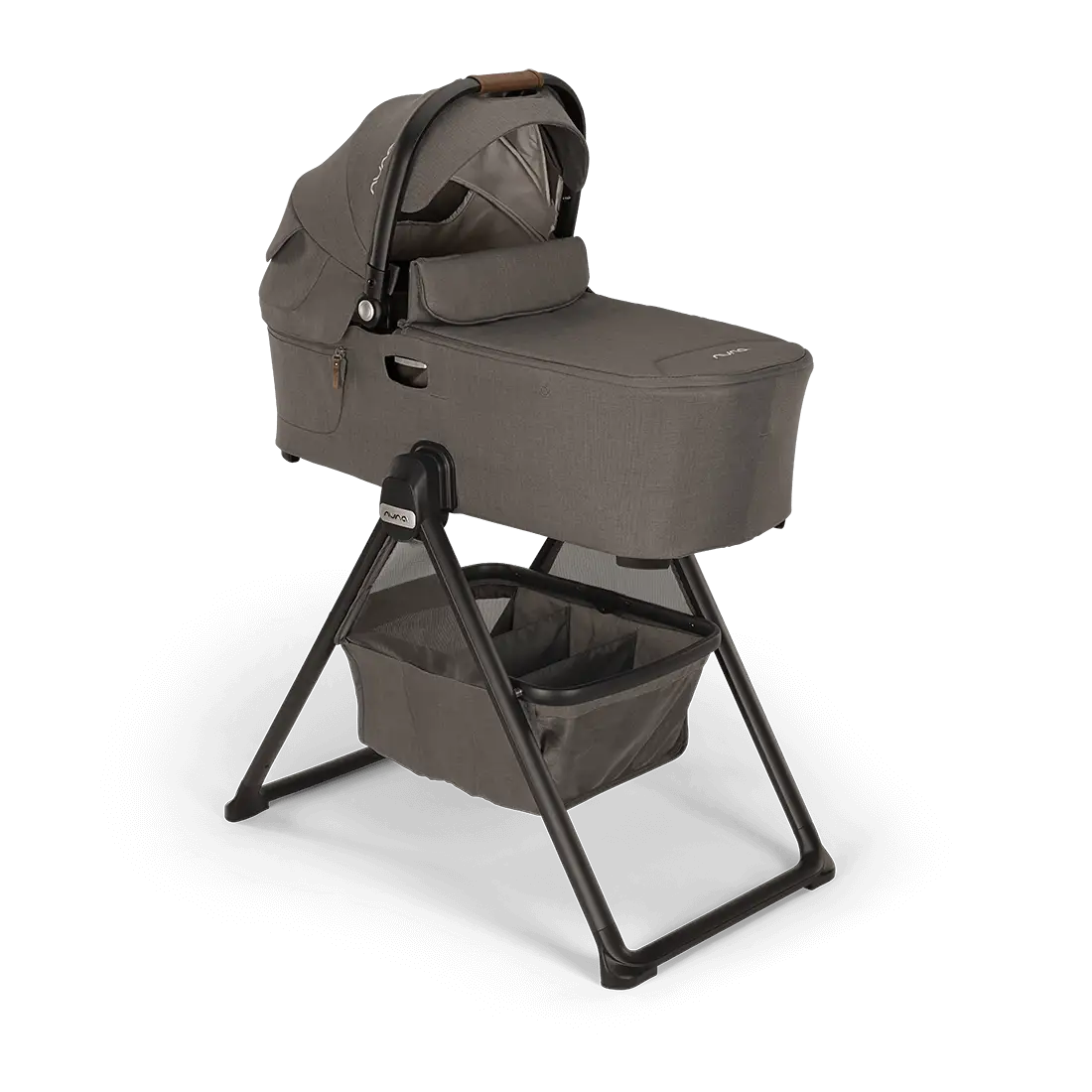 Demi Next Bassinet + Stand