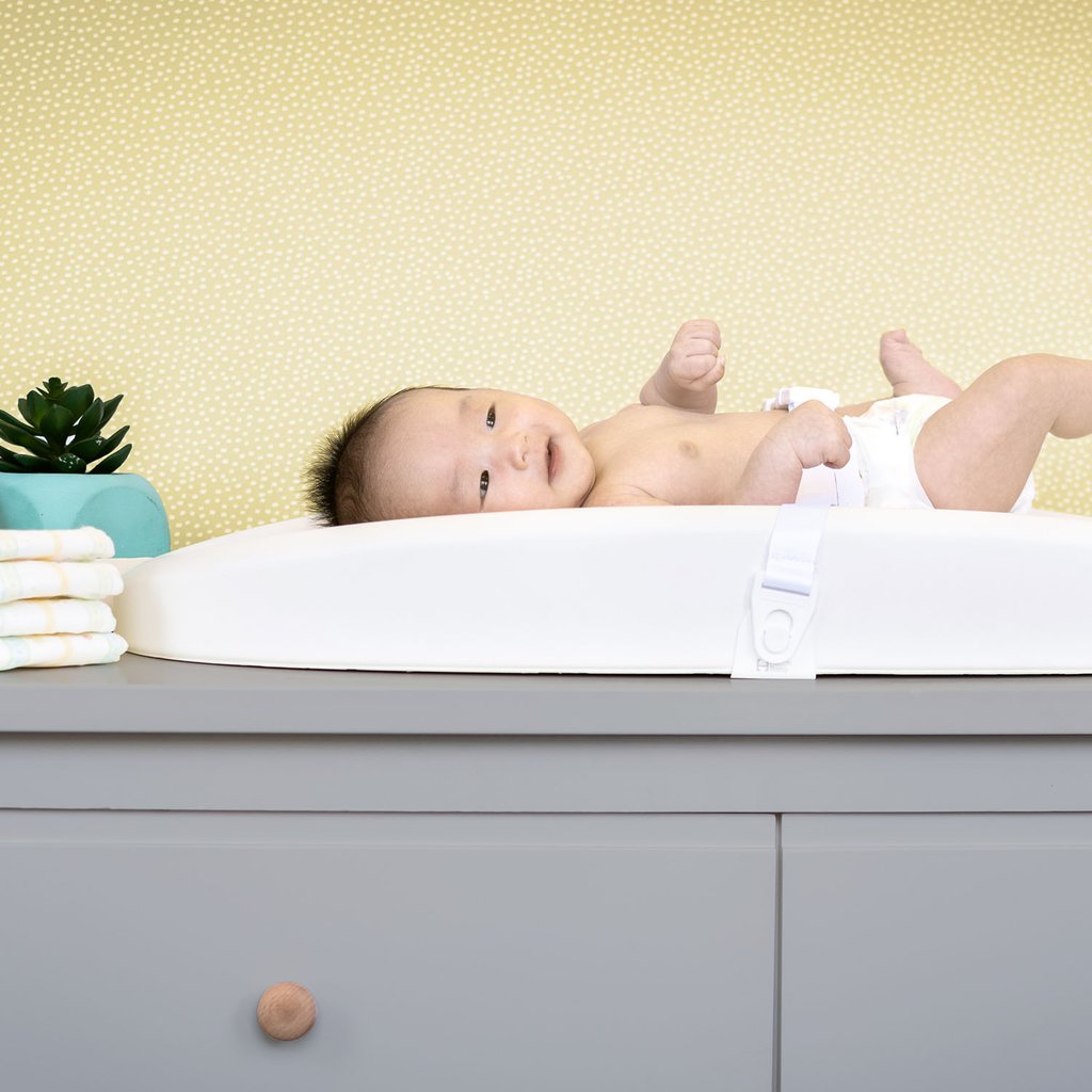 Hatch changing table online