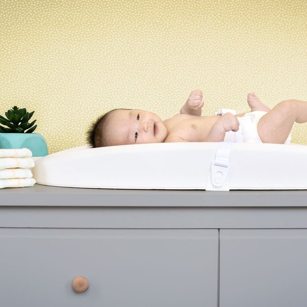 Hatch Grow Smart Changing Pad & Scale- White